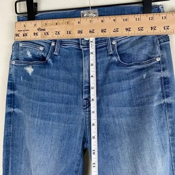 🛑SOLD🛑 Mother The Weekender Fray Jeans Size 25 Graffiti Girl Blue Mid Rise Flare - Picture 13 of 14